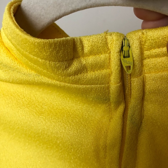 Vintage 1960’s Mellow Yellow shift dress - Picture 5 of 5